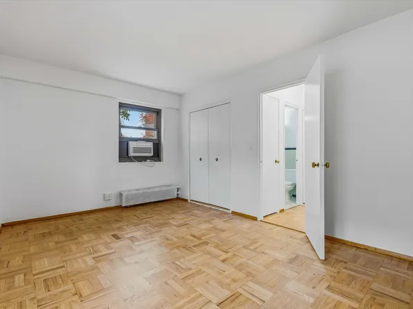 21-85 34th Avenue image 12 of 18