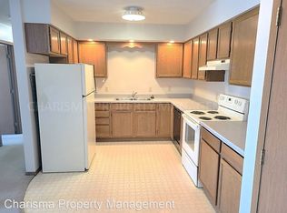 1020 Southland Ln #2, Brookings, SD 57006