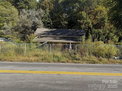 1011 Us Highway 19e, Newland, NC, 28657