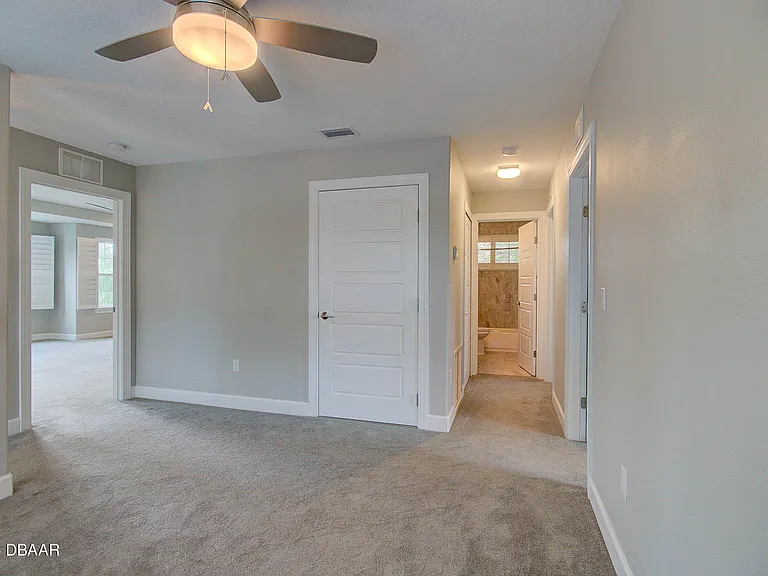 1320 N Beach St — Photo 22