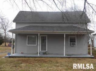 713 N Mill St, Carrier Mills, IL 62917