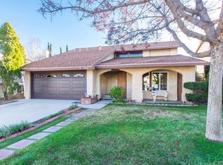 21648 Grovepark Dr, Santa Clarita, CA 91350
