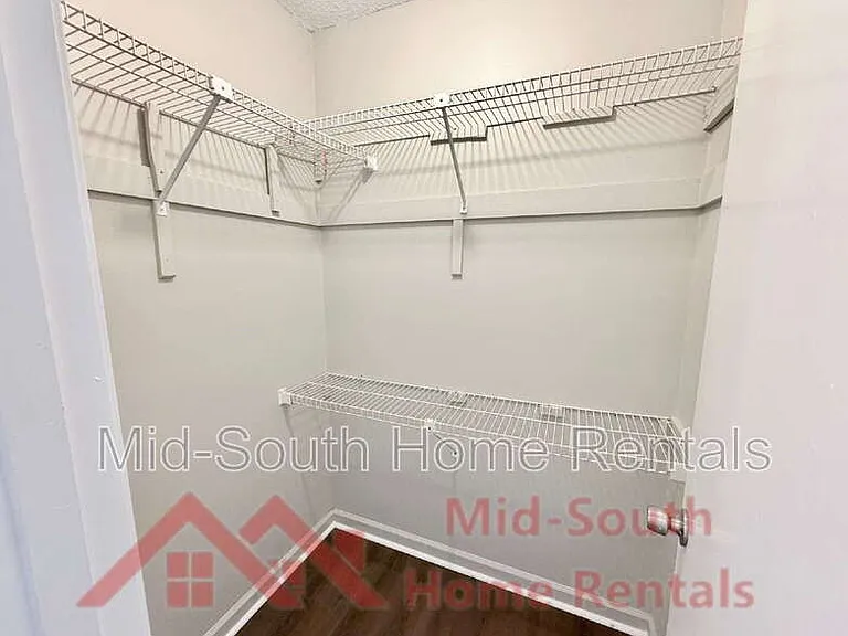 7328 Hillshire Dr — Photo 17