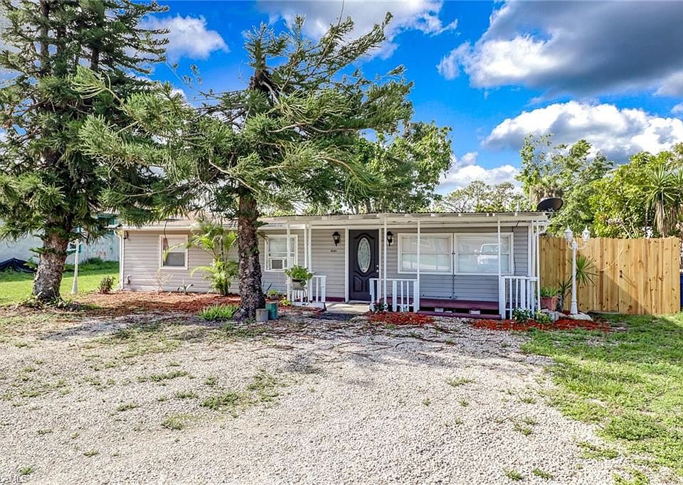 1st image of 10940 Citrus Dr