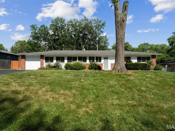 756 Elkington Ln, Saint Louis, MO 63132