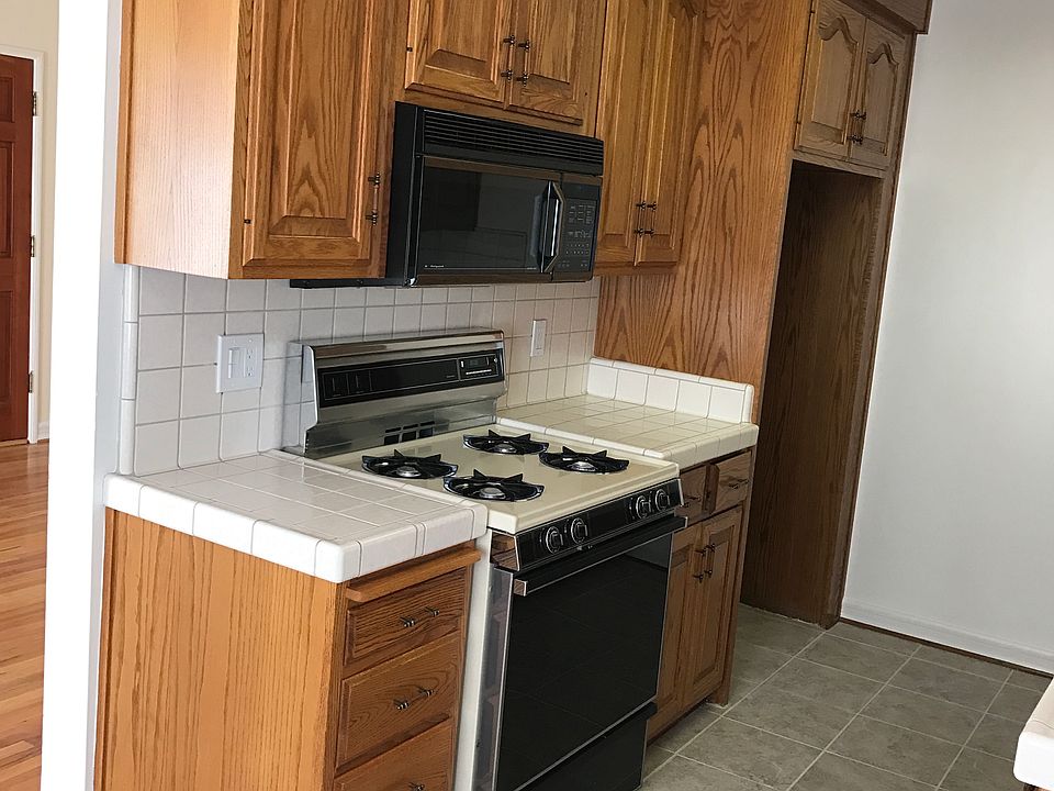 1st image of 8014 Blackburn Ave APT 2