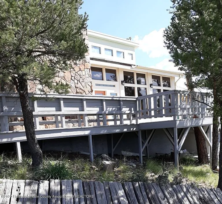 410 McBride Dr photo 1