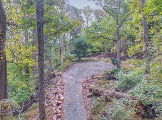 213 Hillcrest Rd, Watchung, NJ 07069