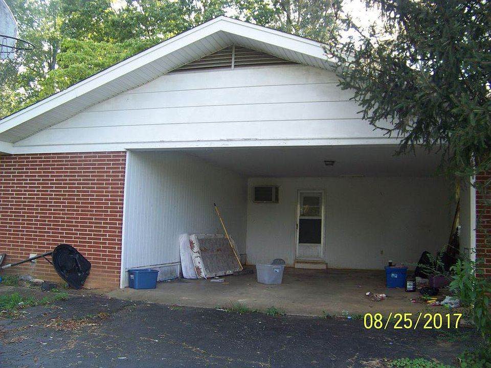 2nd image of 1268 Oak Grove Rd