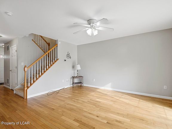 4th image of 1123 Sunset Dr