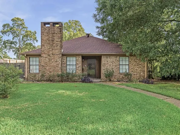 24 Sandelwood Trl, Beaumont, TX 77706