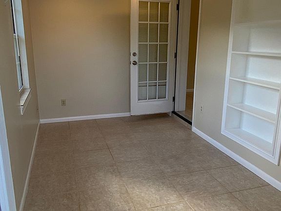 4th image of 1476 15th Ave