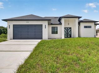 3724 7th St SW, Lehigh Acres, FL 33976