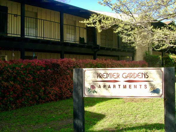 Premier Gardens Apartments