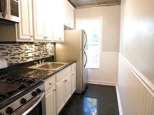 Rented by MNS | media 4