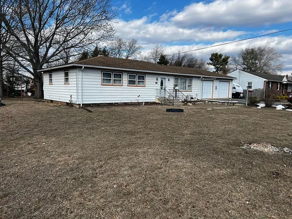 176 E Morris Ave, Sewell, NJ 08080