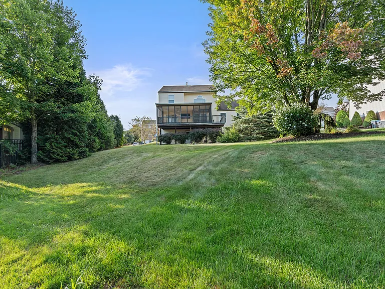 602 Cassandra Dr — Photo 10