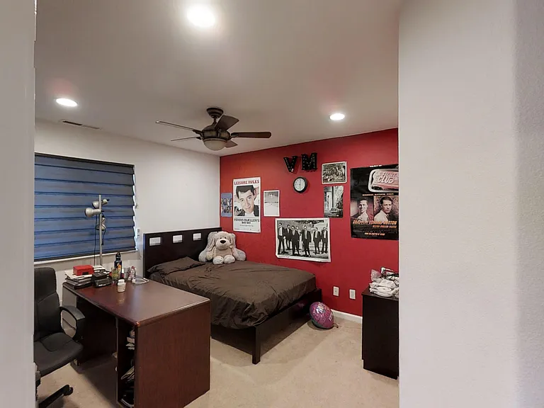 Wildflower Dr — Photo 26