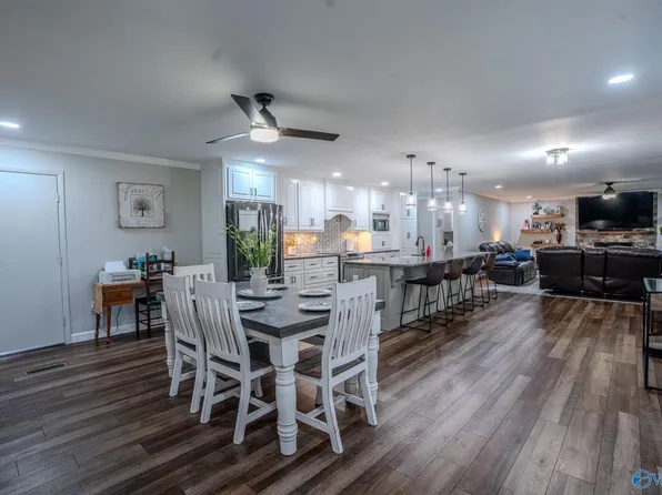 1334 County Road 120, Moulton, AL 35650