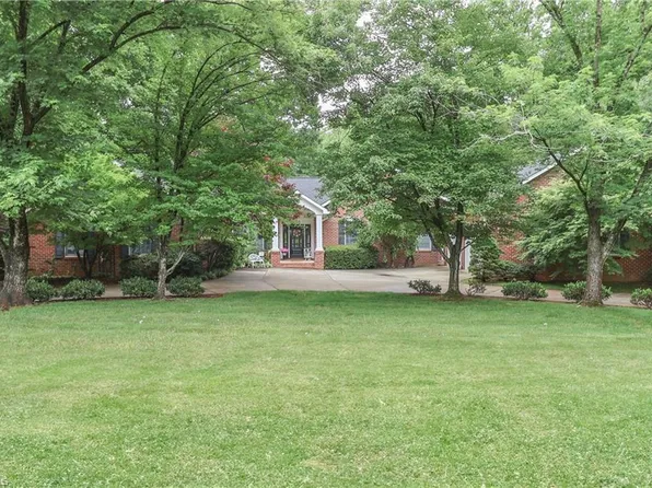 625 Saint Andrews Rd, Statesville, NC 28625