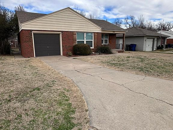2nd image of 1513 Oxford Way