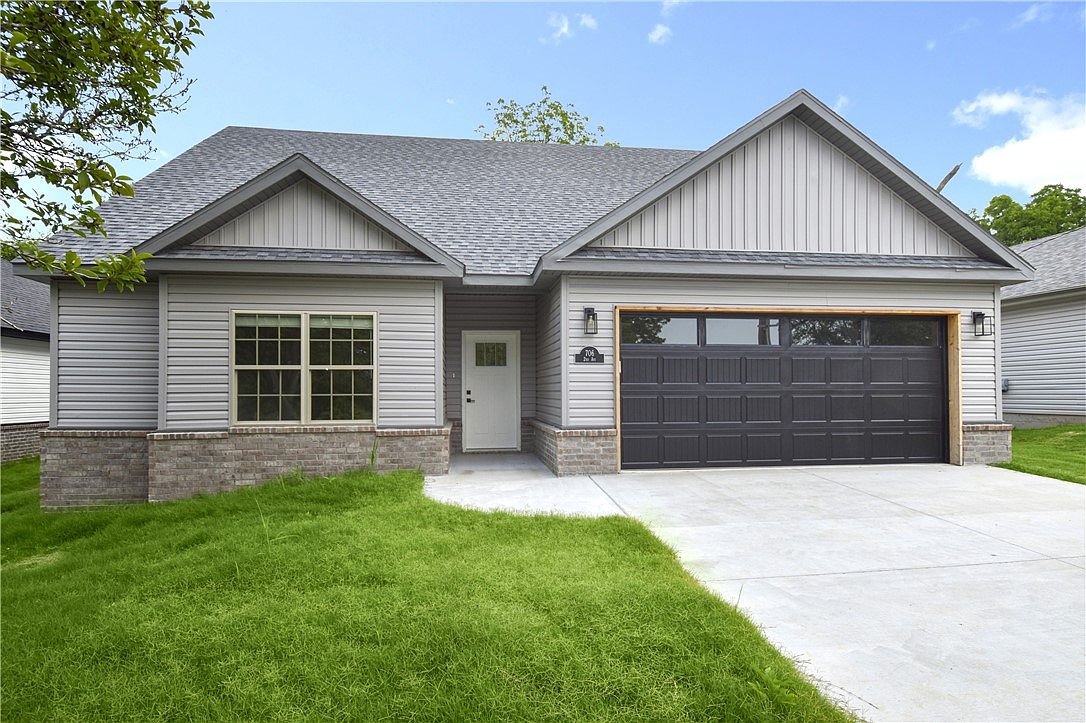 706 2nd Ave SE, Gravette, AR 72736 MLS 1247806 Zillow