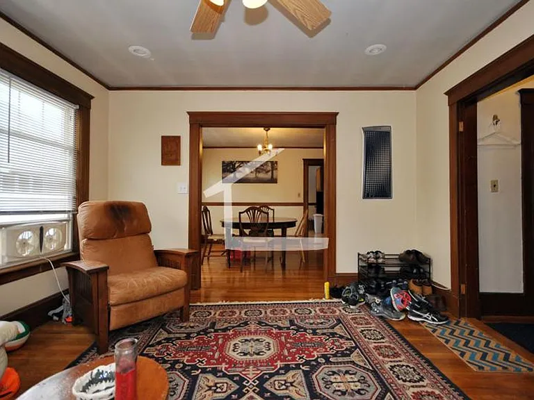 20 Lyne Rd — Photo 13