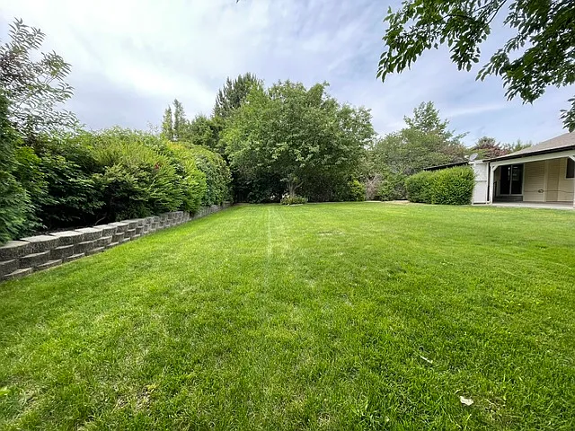 14901 Eagle Dr — Photo 21