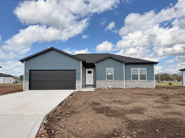 158 Maverick Drive, Mt Vernon, MO 65712