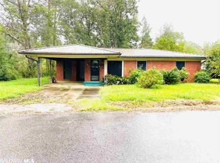 142 Carver Ave, Atmore, AL 36502