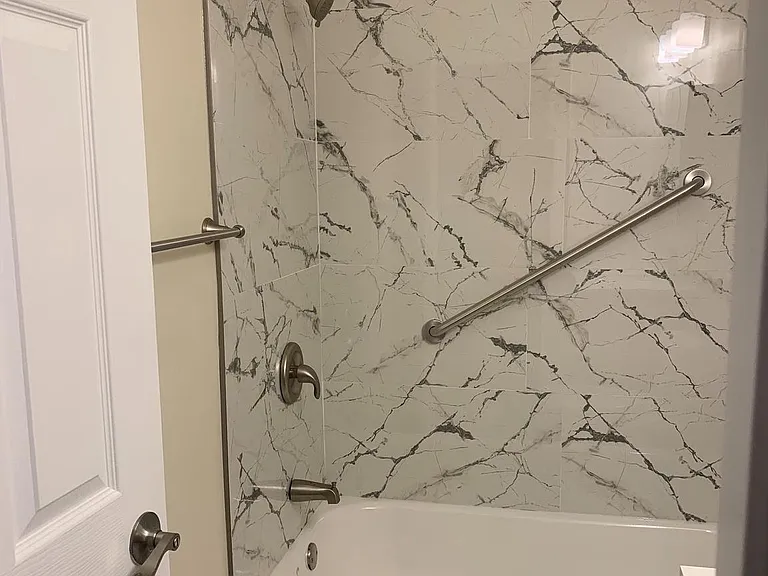 442 Thornwood Dr #A — Photo 15