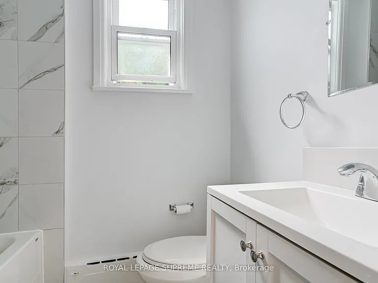79 Lanark Ave #1 — Photo 19