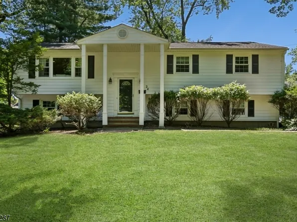 24 Cherry Hill Rd, Livingston Twp., NJ 07039