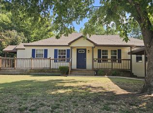 1310 NW Maple Ave, Lawton, OK 73507