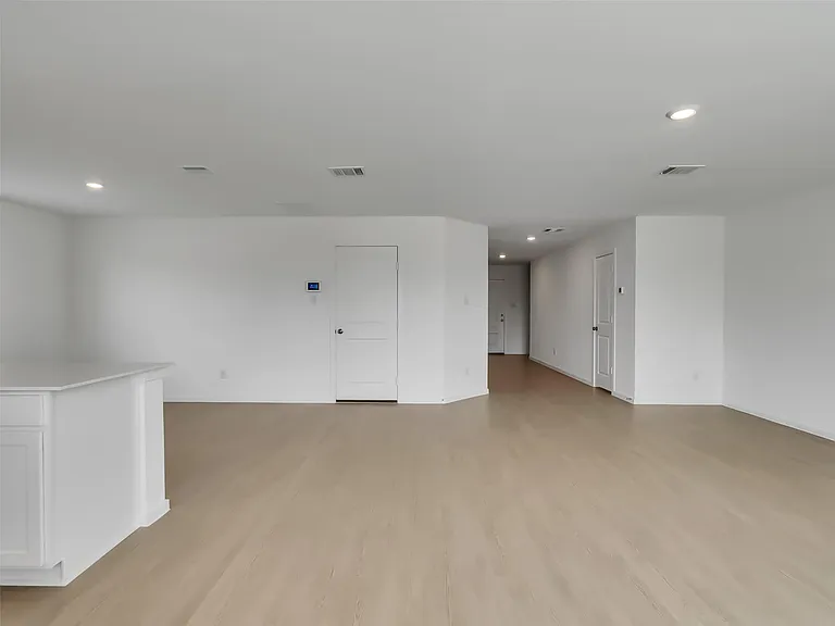 31404 Pratola Serra Cir — Photo 18