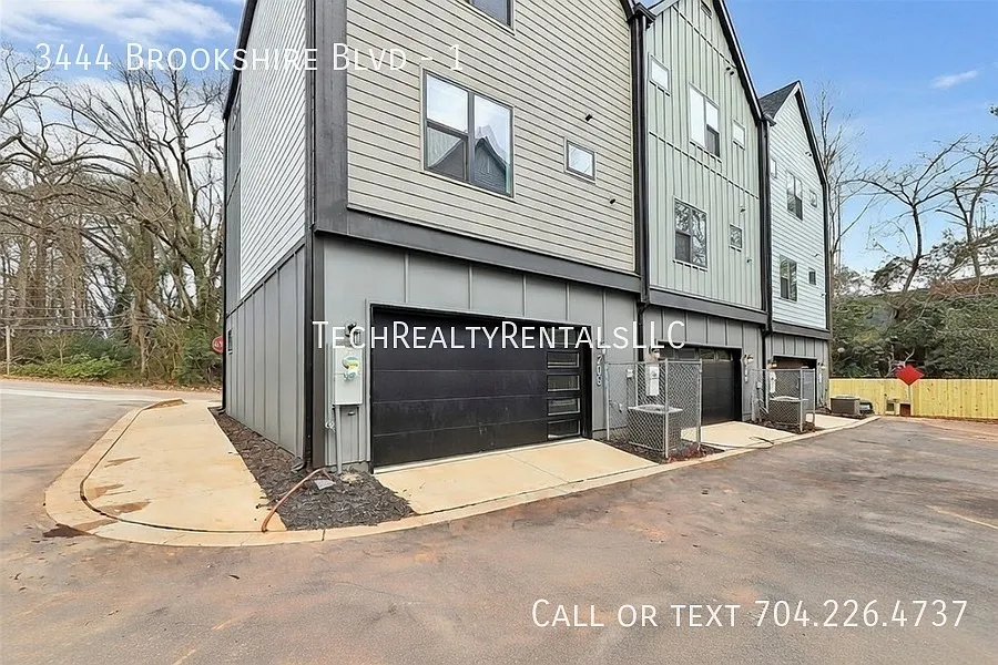 3 bed, 3.5 bath, 1769 sqft, $2,295 — Photo 3