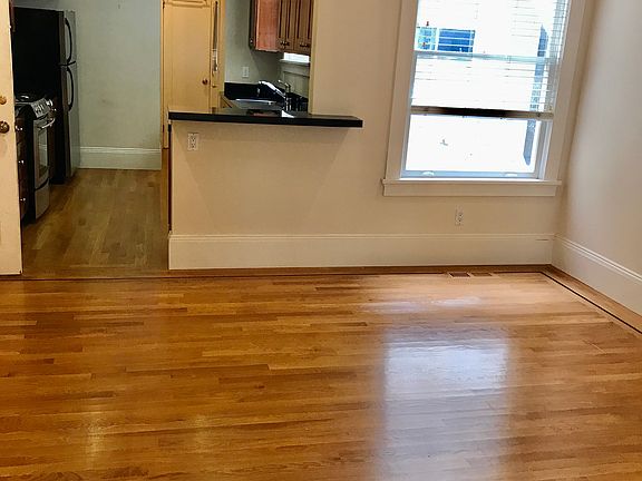 4th image of 1730 Grove St Unit B