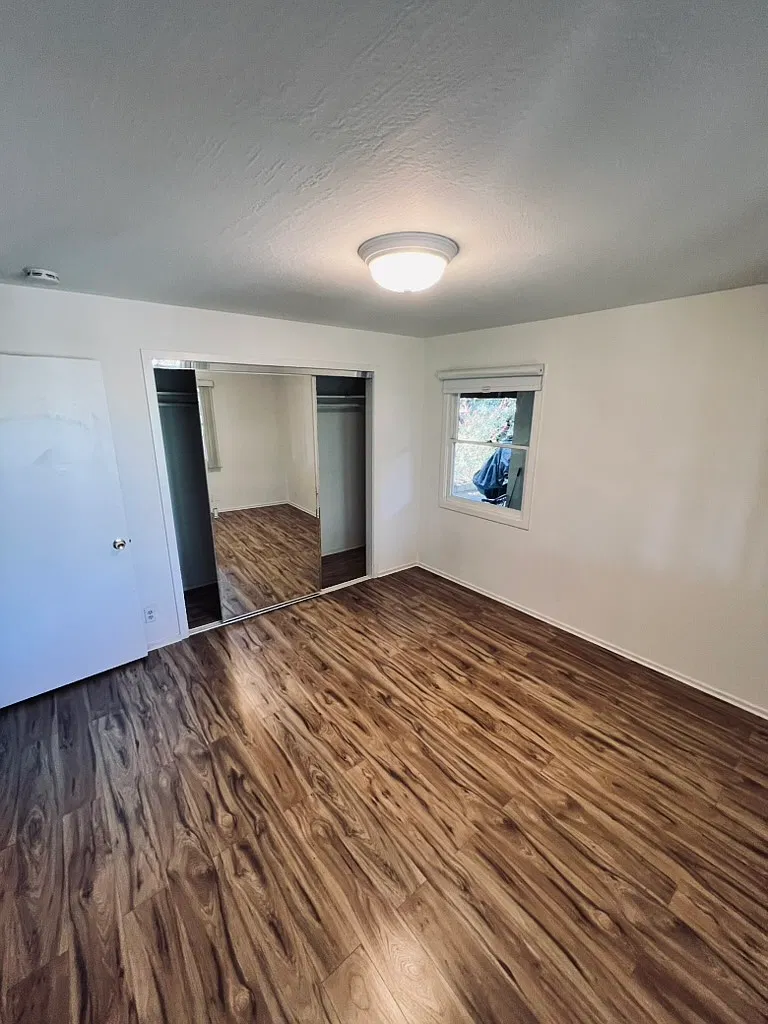 2 bed, $4,500 — Photo 4