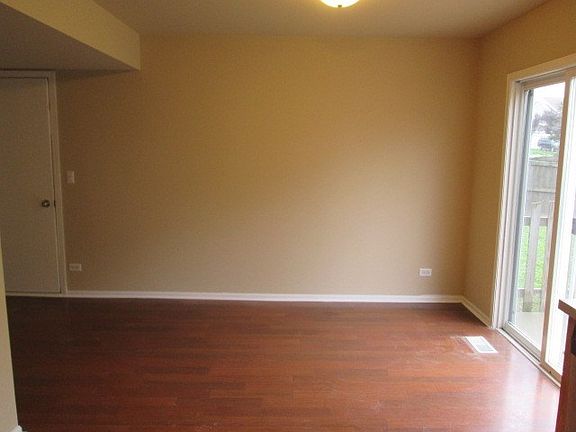 3rd image of 2218 N Cheswick Ct