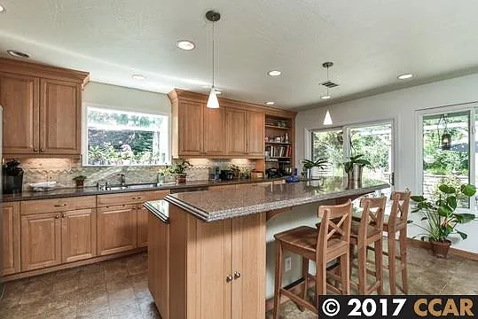5560 E View Ct photo 1