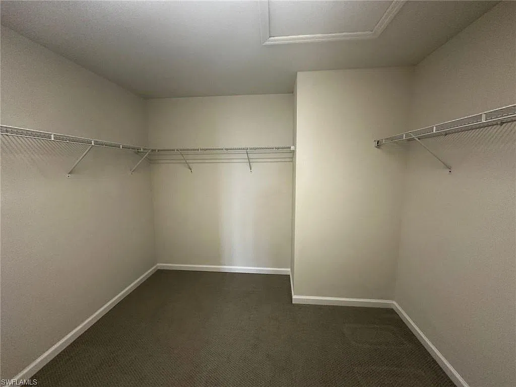 3 bed, 2.5 bath, 2470 sqft, $3,000 — Photo 4