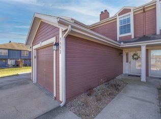 5552 NW Sunrise Meadow Ln, Lees Summit, MO 64064