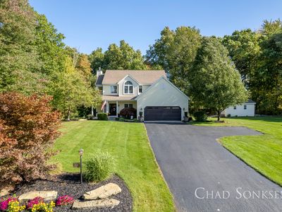 6648 Summerhill Dr SE, Alto, MI, 49302