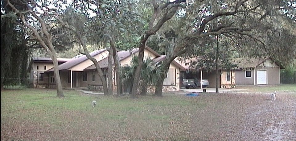 1st image of 4300 NE 138th Pl