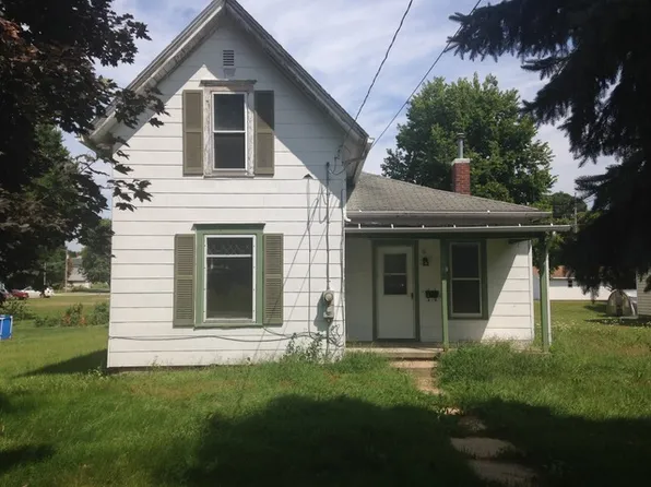 212 Douglas St, Prophetstown, IL 61277