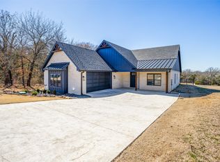 37 Memorial St, Gordonville, TX 76245