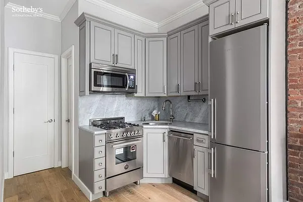 Rented by Sotheby's International Realty | media 3