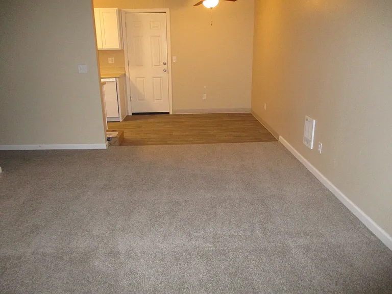 Beaver Creek Apartments — Photo 34