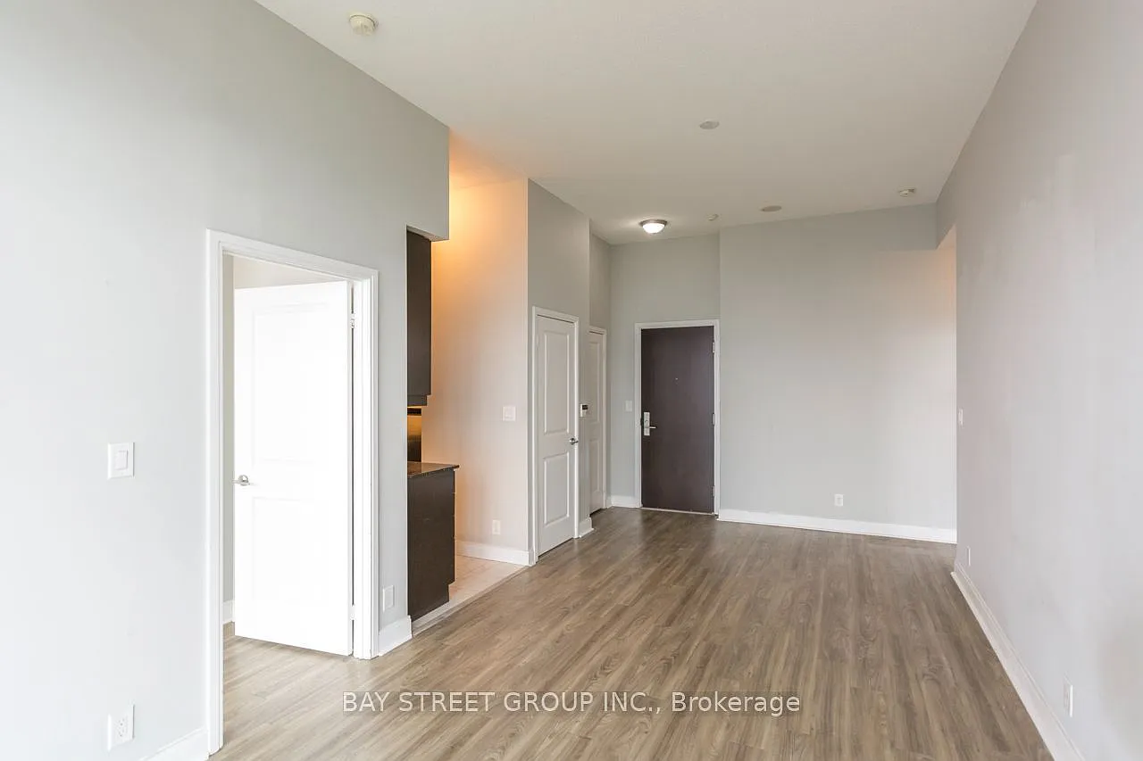 2 bed, $2,750 — Photo 4