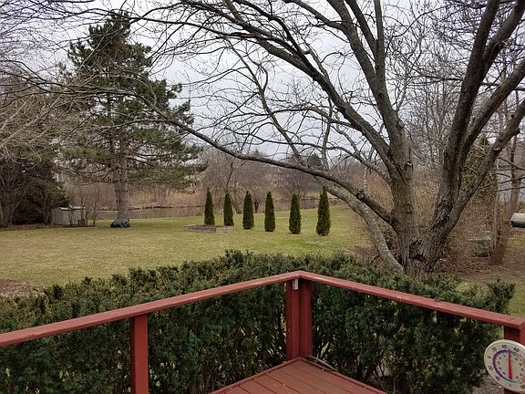 2nd image of 220 Windjammer Ln